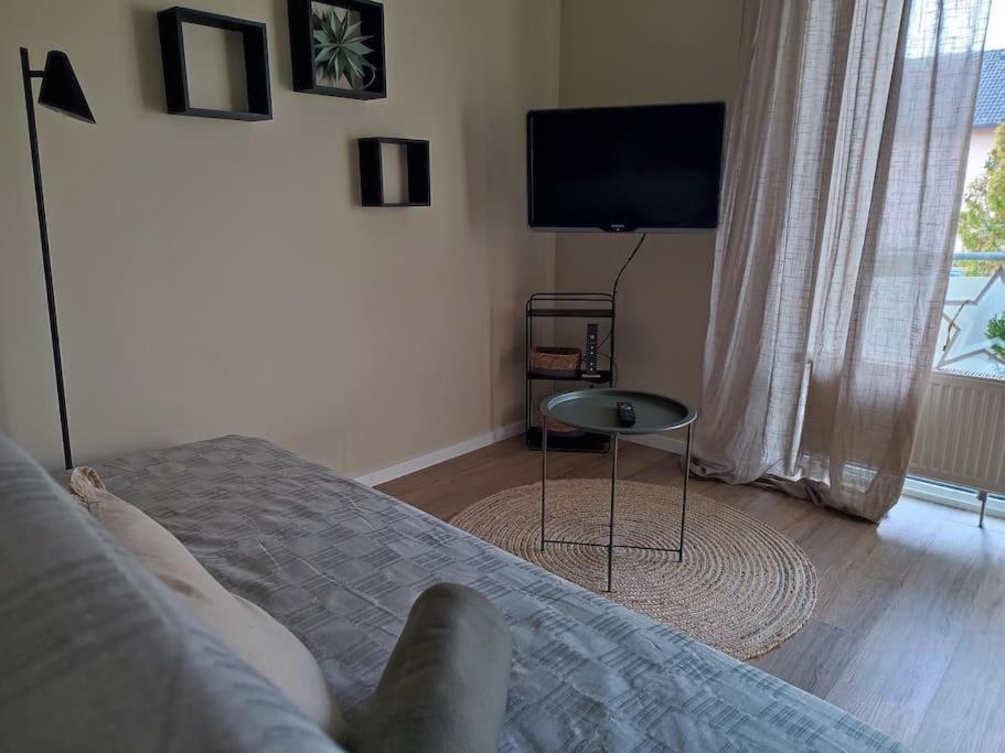 Gemuetliches Ferienapartment Mit Optionaler E-Ladesaeule Eichenzell Kültér fotó